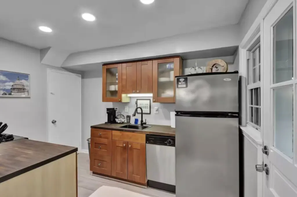 25c65528 b89f 4ec6 b5c0 eeb70e6c151e.jpg