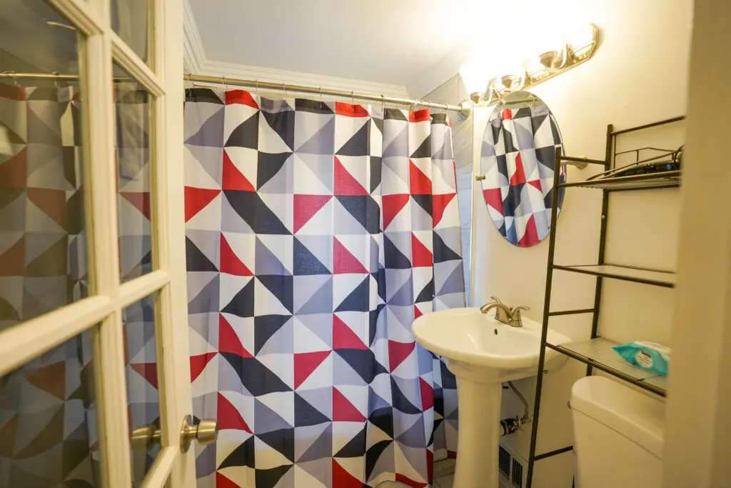 d4bbfca7 4204 483f a6df f35a5f430a72.jpg