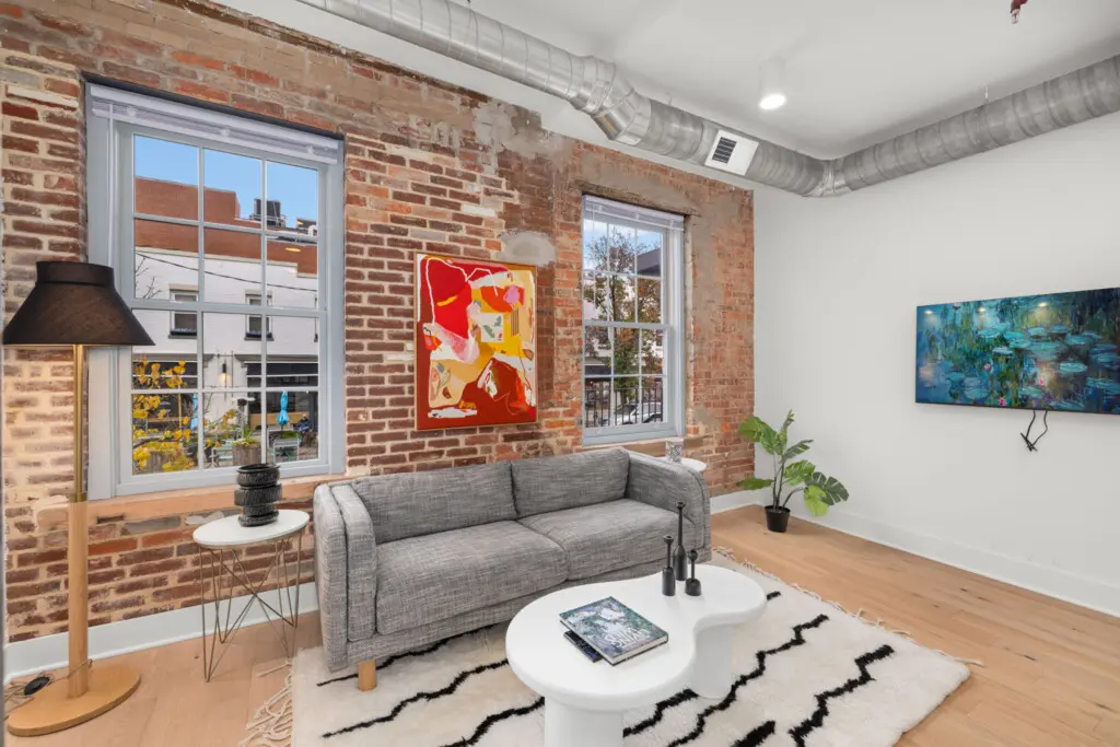 06a9c4ff 219e 4cf7 b1c5 395e727aaa9f