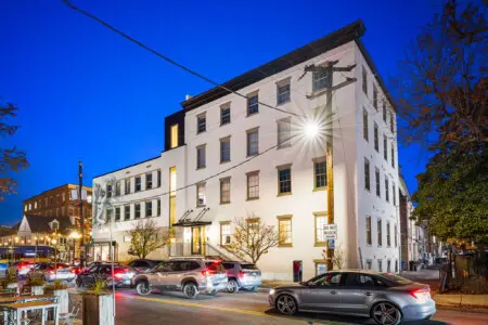 1ab4a0a8 3f84 4eb8 a98d 7ba5e68af98e