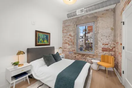 5bc85618 d6c0 47f8 b24b 4650ecac9983